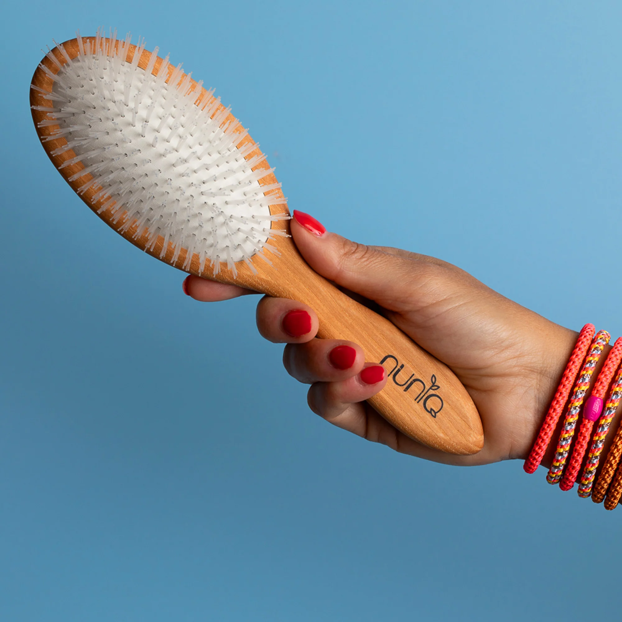Vegan Detangling Hairbrush - Image 5