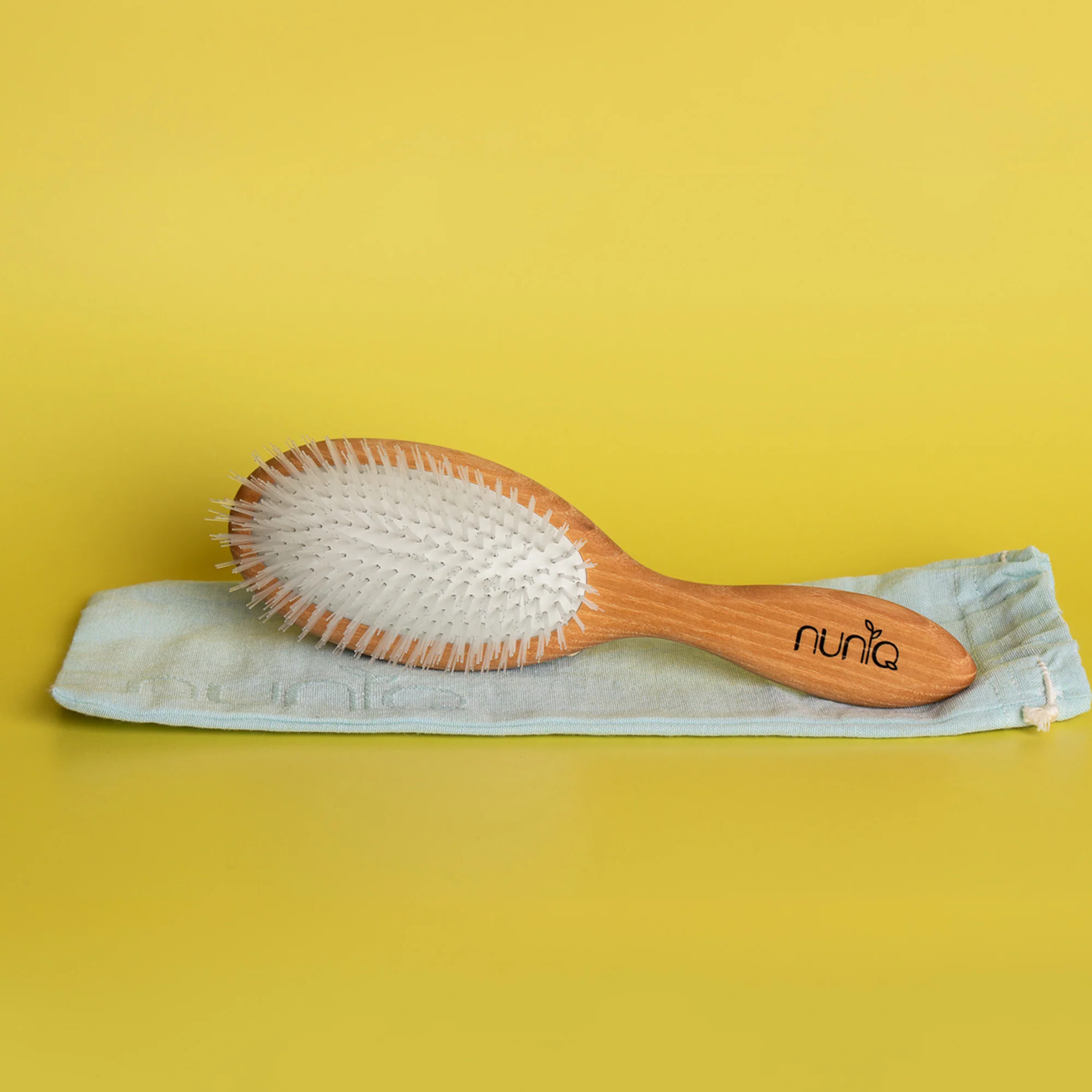 Vegan Detangling Hairbrush - Image 6